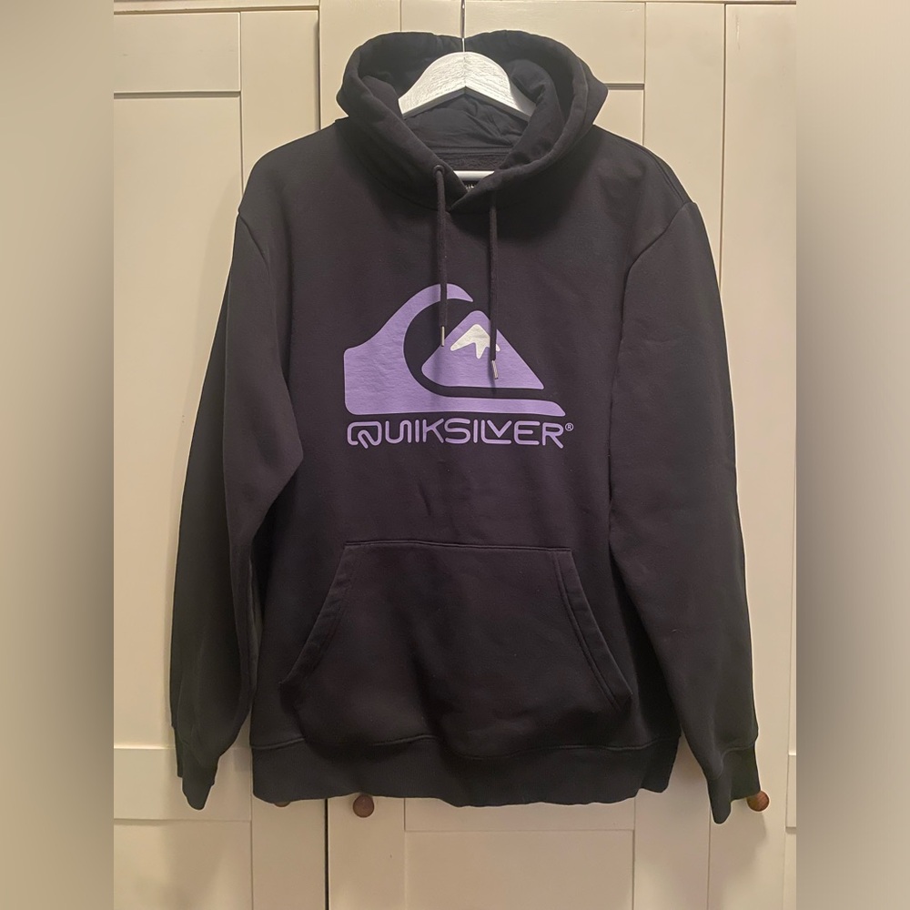 Quicksilver XL black hoodie with purple logo